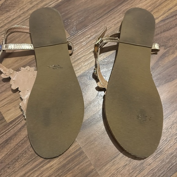 Sandals - Picture 2 of 3